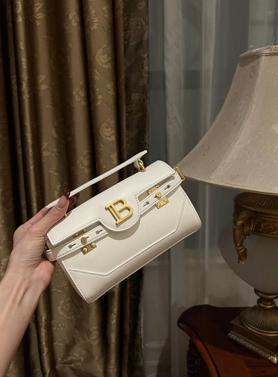 000110 Balmain Bag
